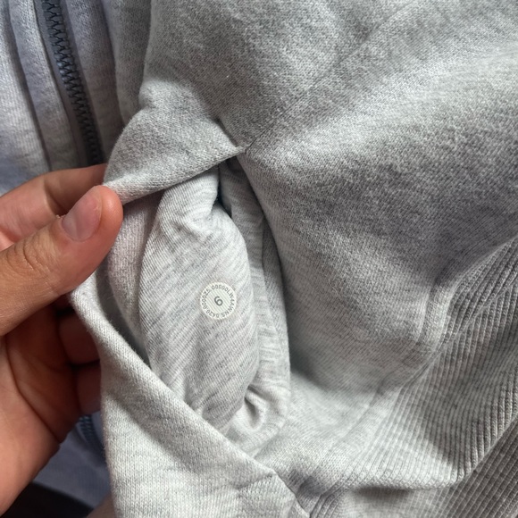 🤍 lululemon scuba full zip - Picture 2 of 2